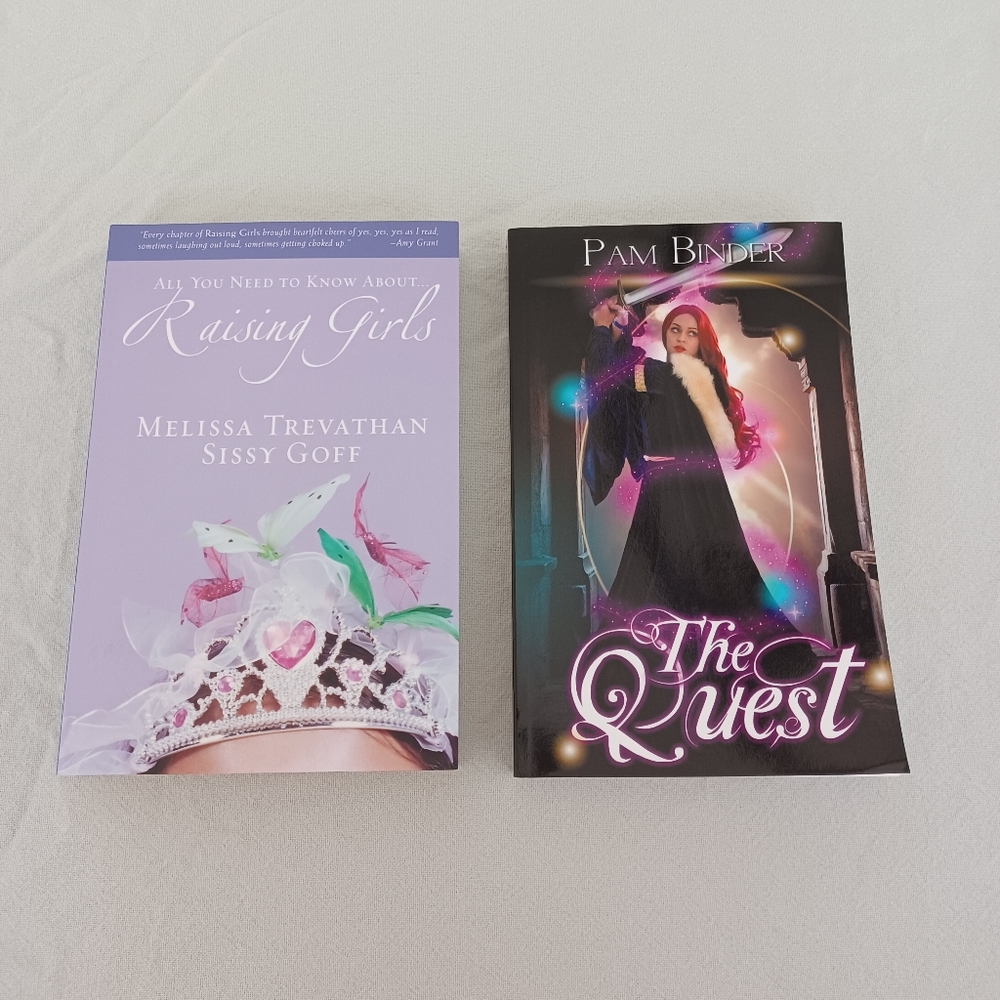 ⚡️Flash Sale 2 New Paperback Books Novels